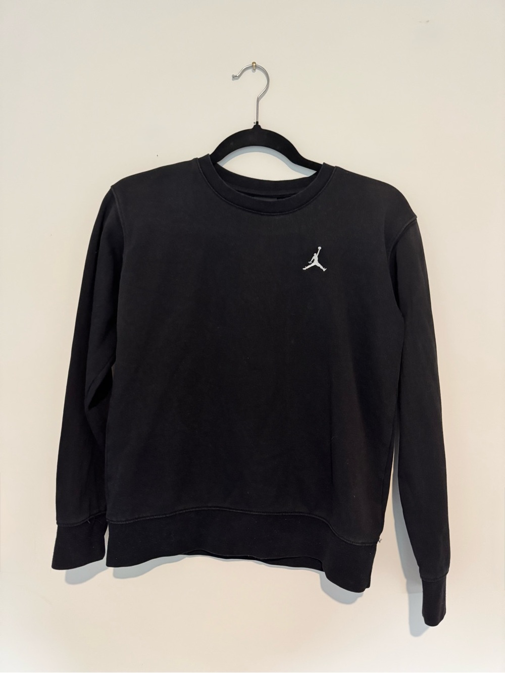 Jordan Black Crewneck Pullover Boys Sweatshirt Jumpman Logo Regular Fit Large